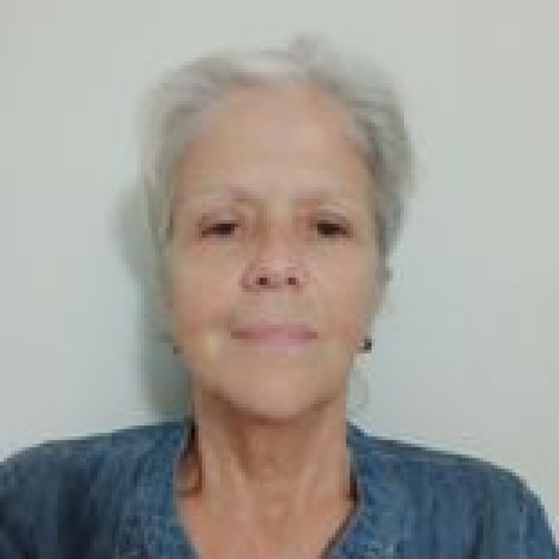 Sorriso Vs Claustrofia | Por Eduarda Vasconcelos